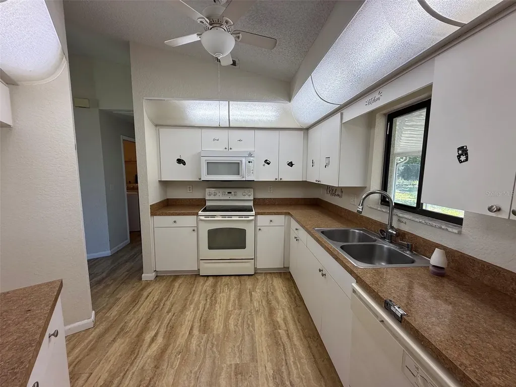 14078 Spring Hill Drive Spring Hill FL 34609
