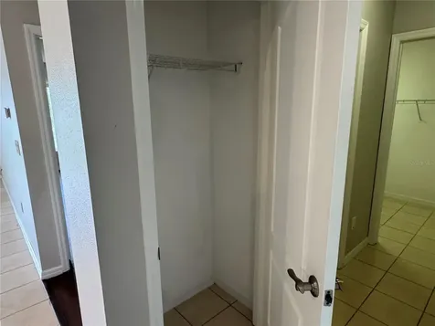 4944 Waterside Pionte Circle Orlando FL 32829