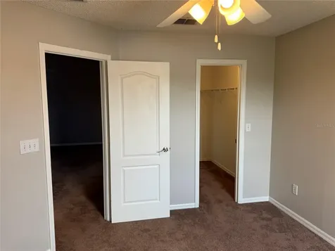 4944 Waterside Pionte Circle Orlando FL 32829