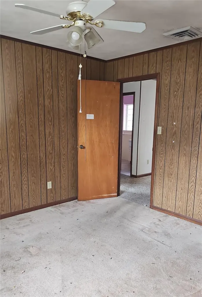 416 6th St S Dundee FL 33838