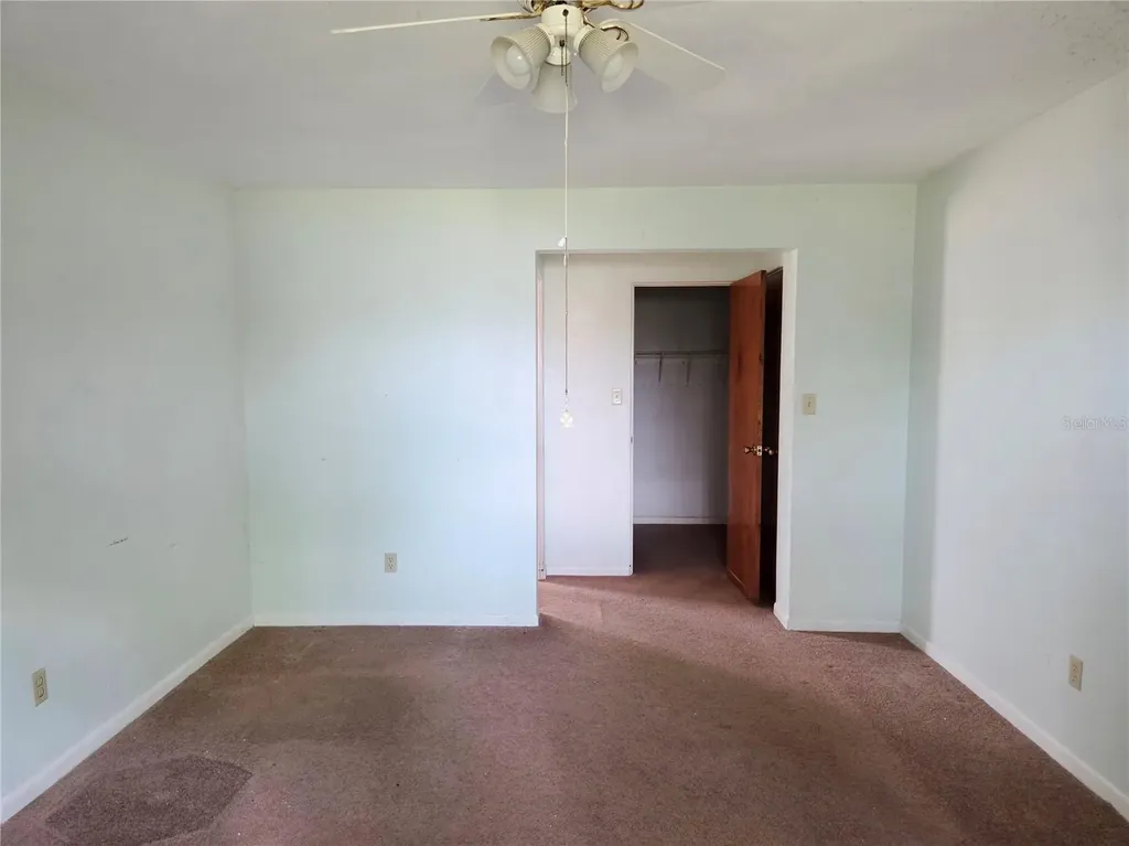 416 6th St S Dundee FL 33838