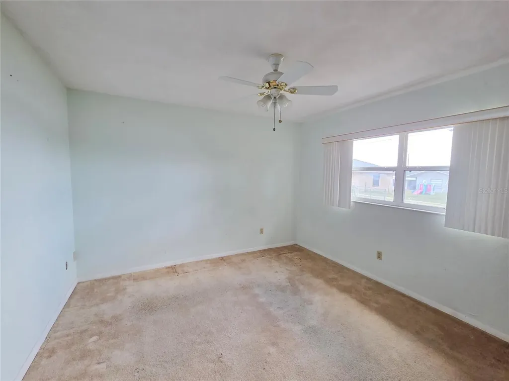 416 6th St S Dundee FL 33838