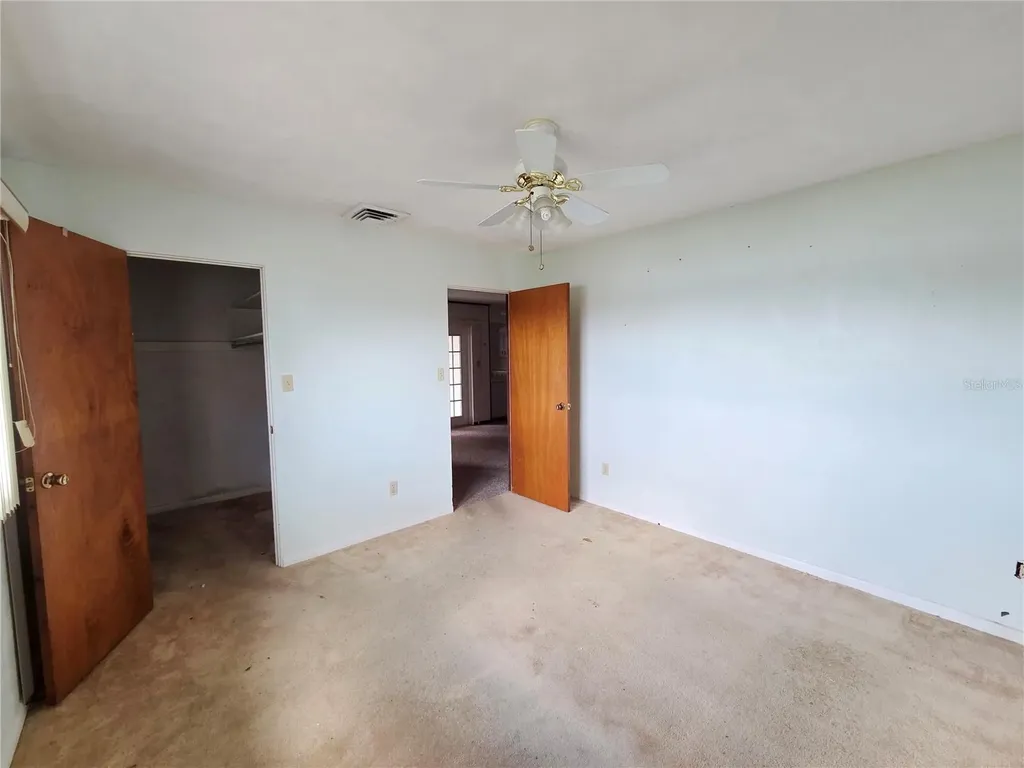 416 6th St S Dundee FL 33838
