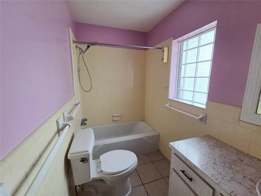 416 6th St S Dundee FL 33838