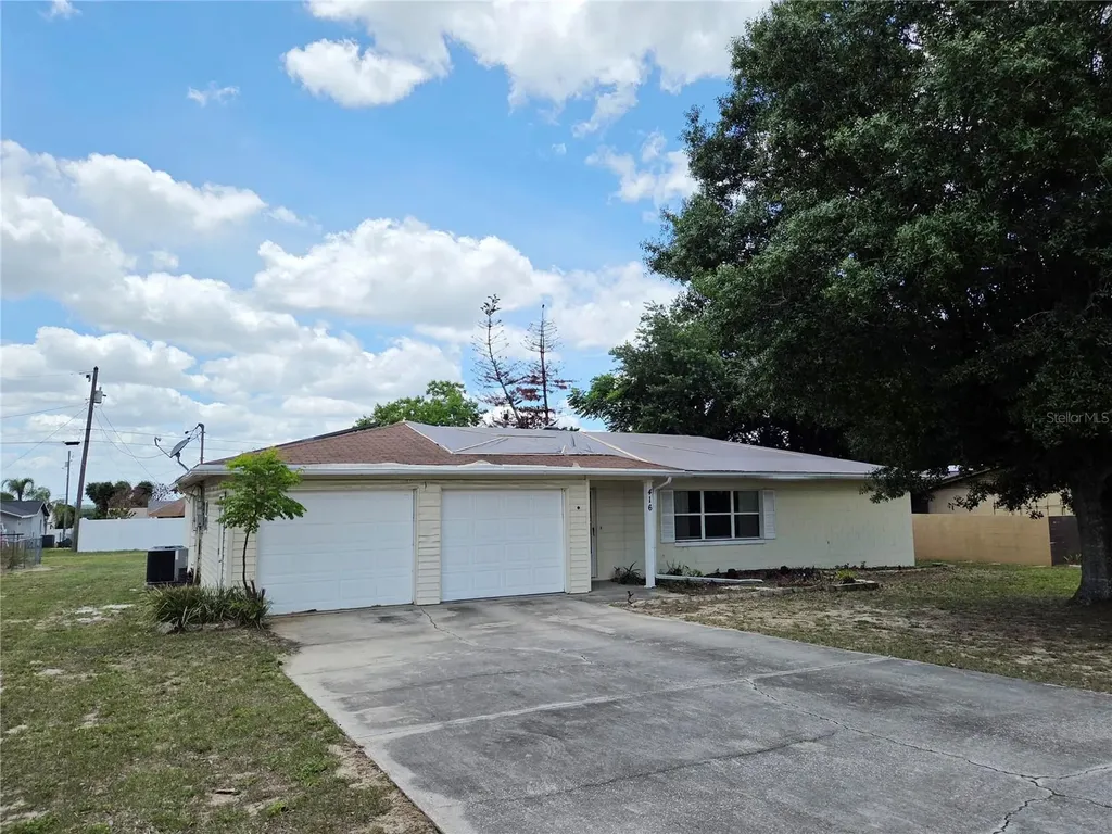 416 6th St S Dundee FL 33838