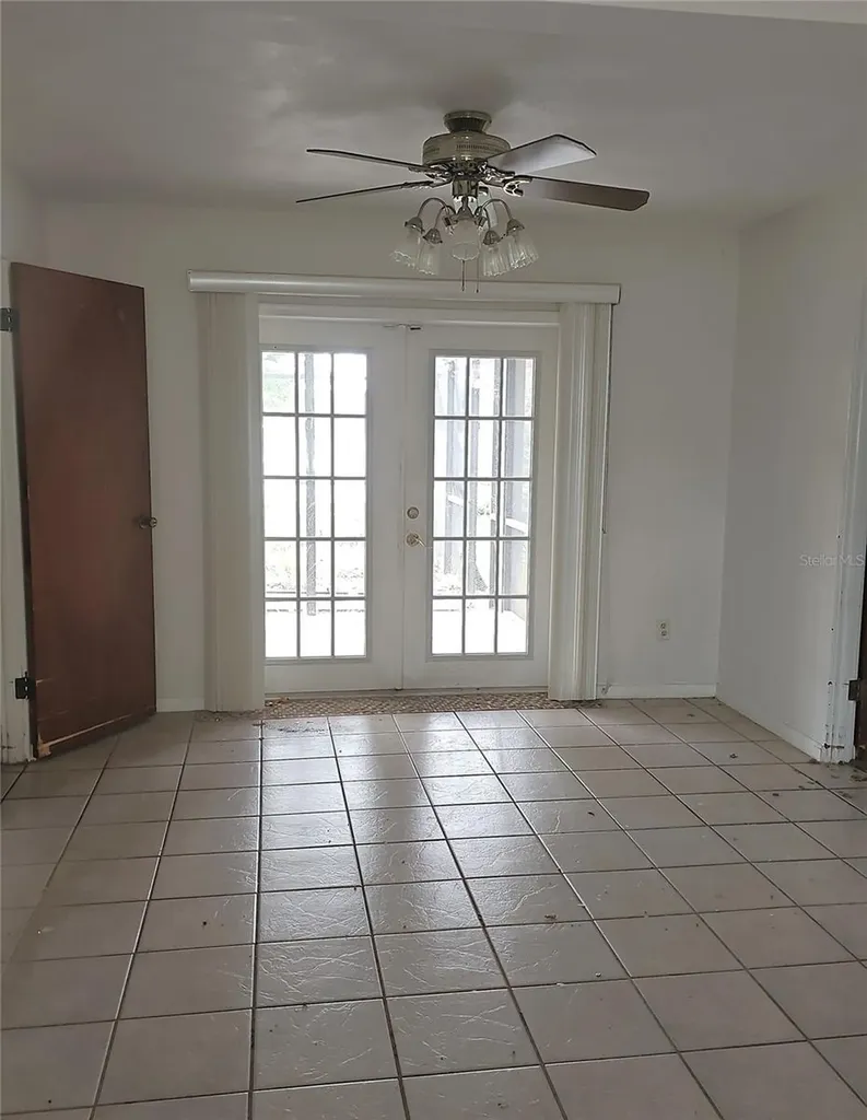 416 6th St S Dundee FL 33838