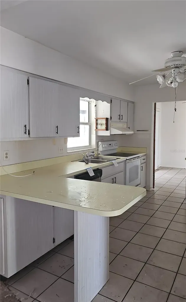 416 6th St S Dundee FL 33838