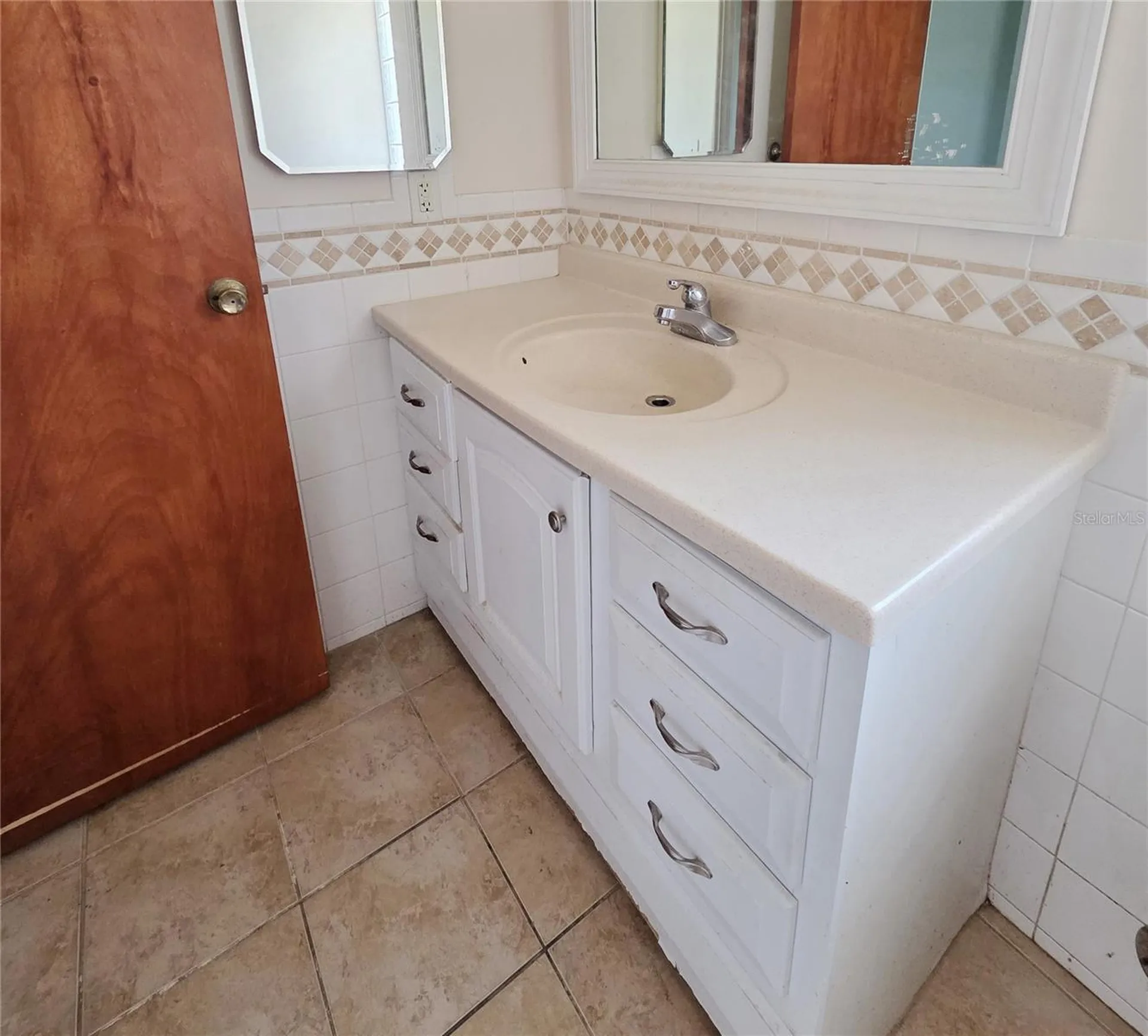 416 6th St S Dundee FL 33838