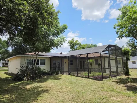 416 6th St S Dundee FL 33838
