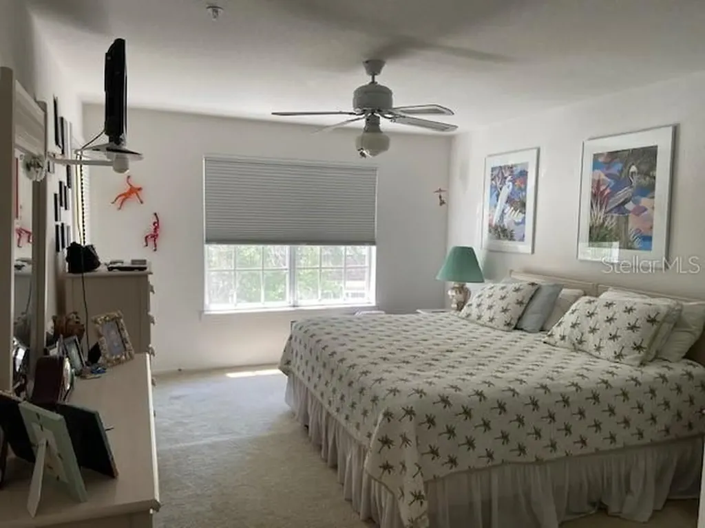850 S Tamiami Trail Sarasota FL 34236