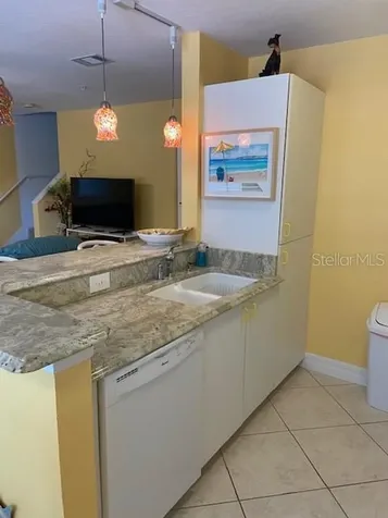 850 S Tamiami Trail Sarasota FL 34236