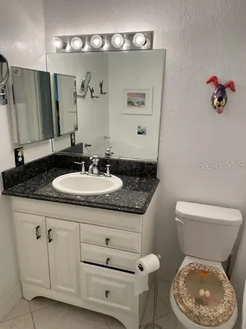 850 S Tamiami Trail Sarasota FL 34236