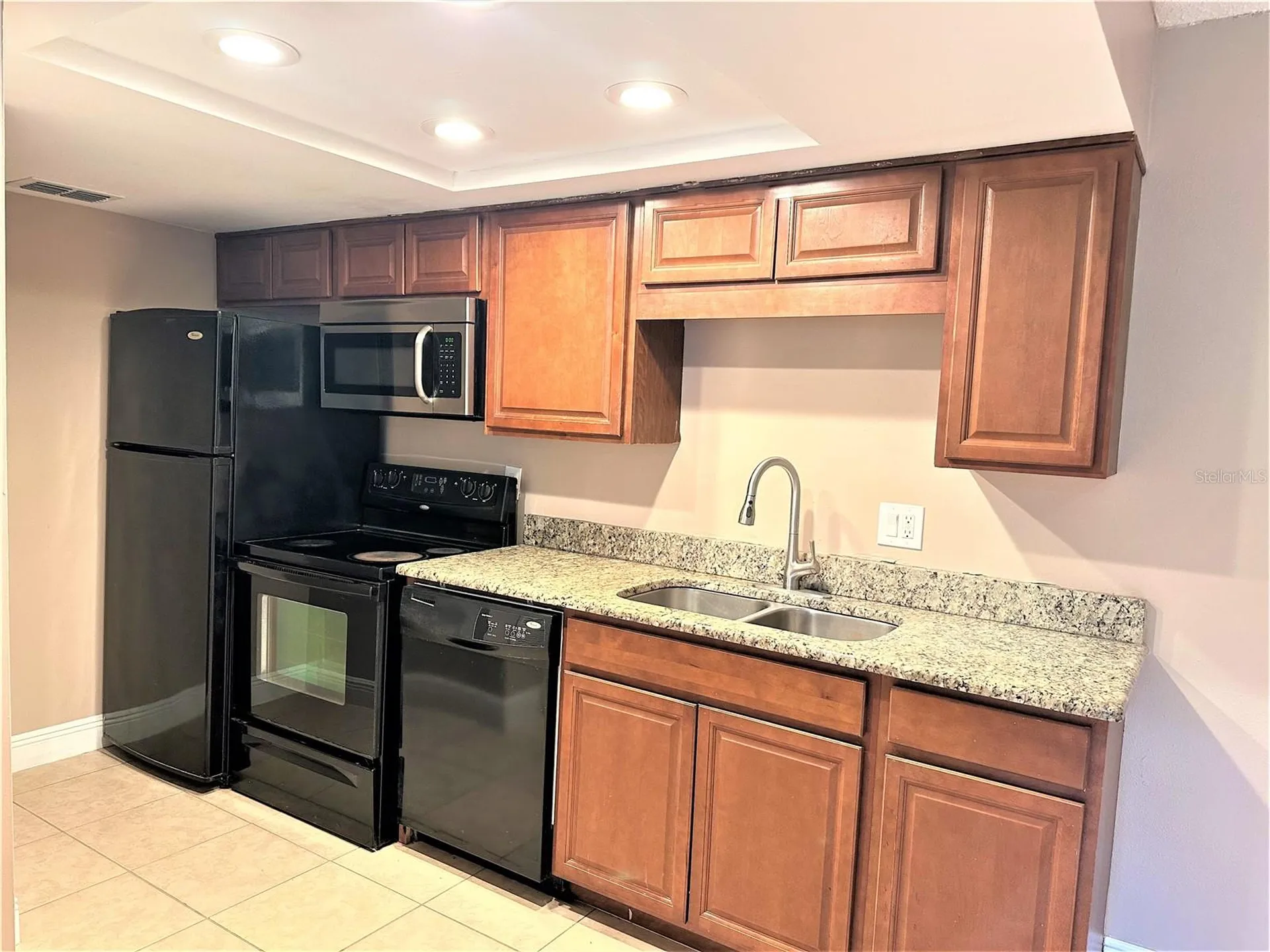 5057 Vineland Road Orlando FL 32811