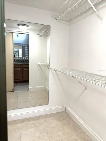 5057 Vineland Road Orlando FL 32811