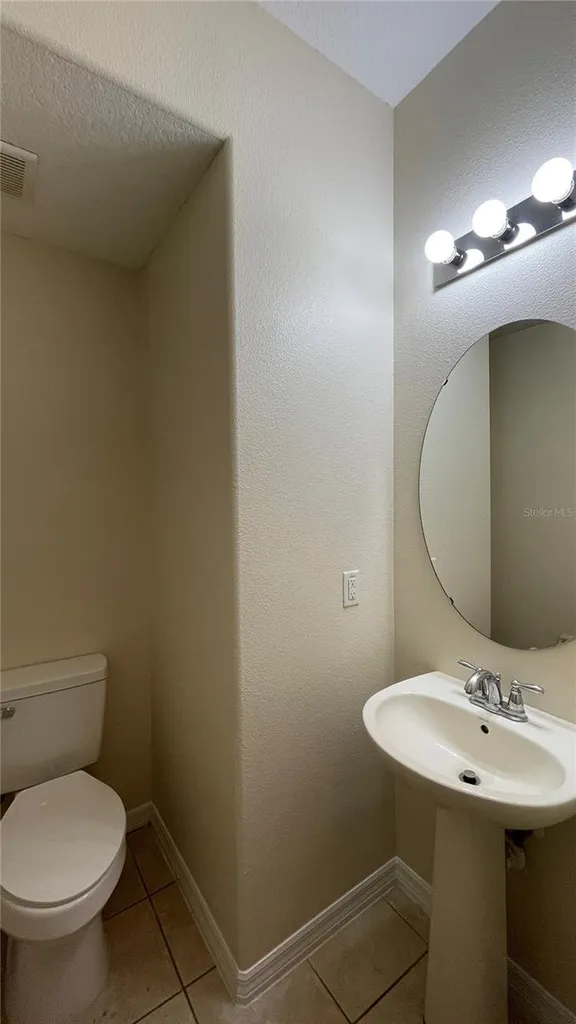 9484 Strongbark Lane Orlando FL 32832