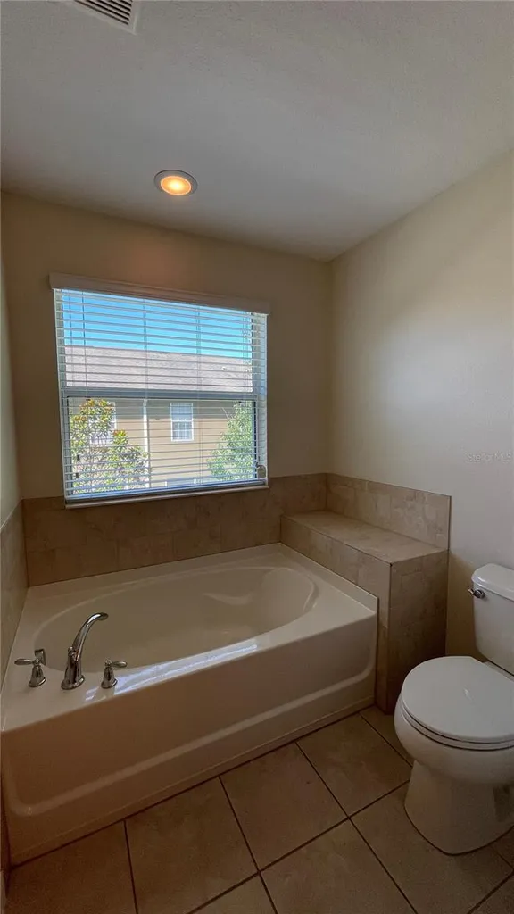 9484 Strongbark Lane Orlando FL 32832