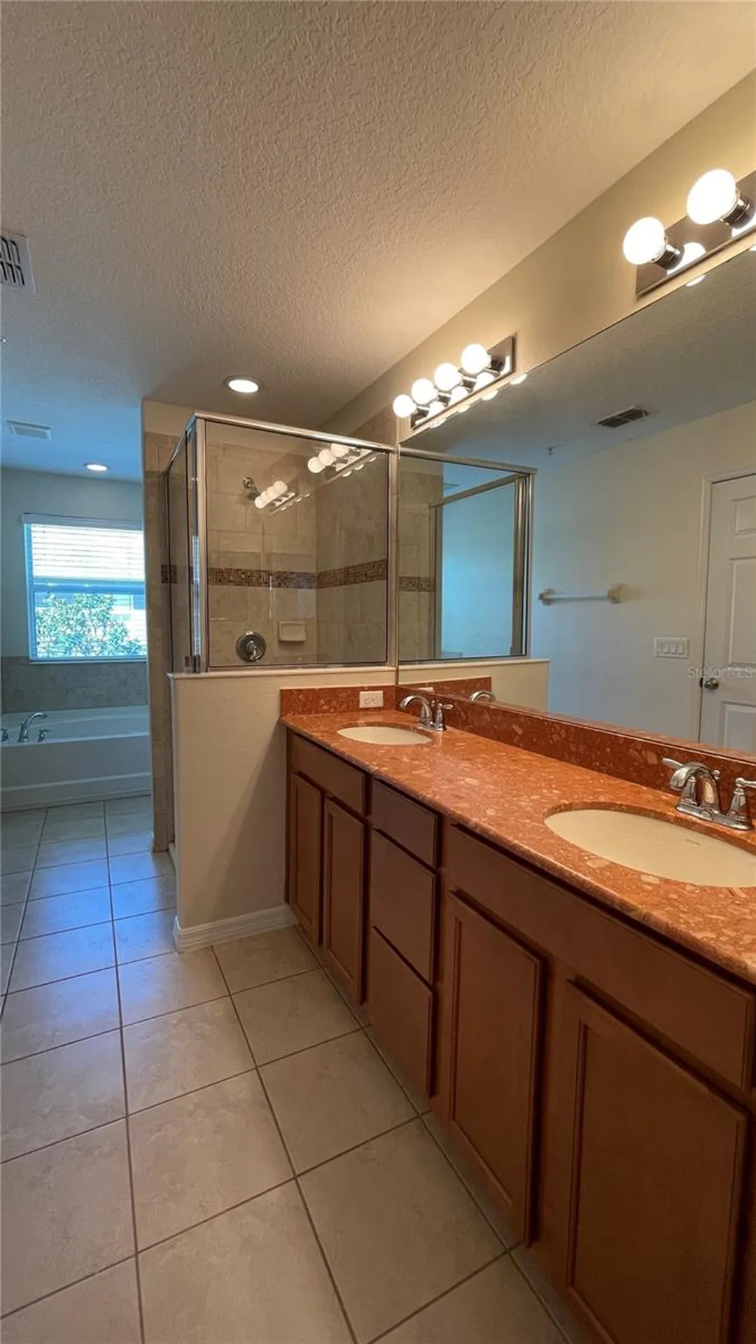 9484 Strongbark Lane Orlando FL 32832