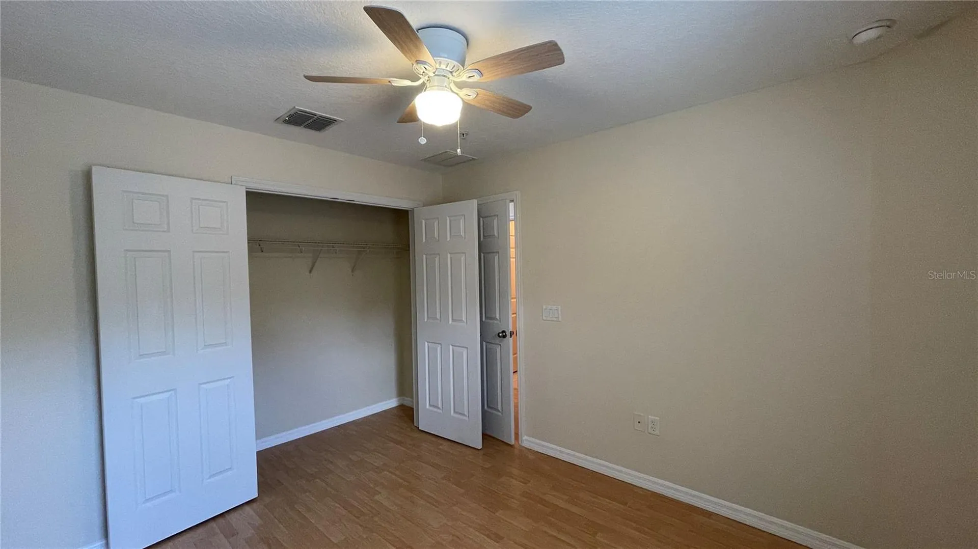 9484 Strongbark Lane Orlando FL 32832