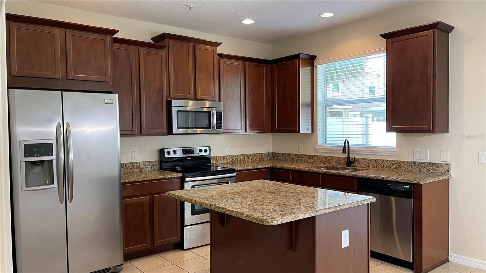 9484 Strongbark Lane Orlando FL 32832