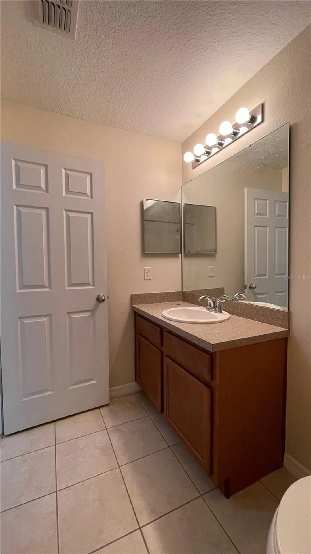 9484 Strongbark Lane Orlando FL 32832