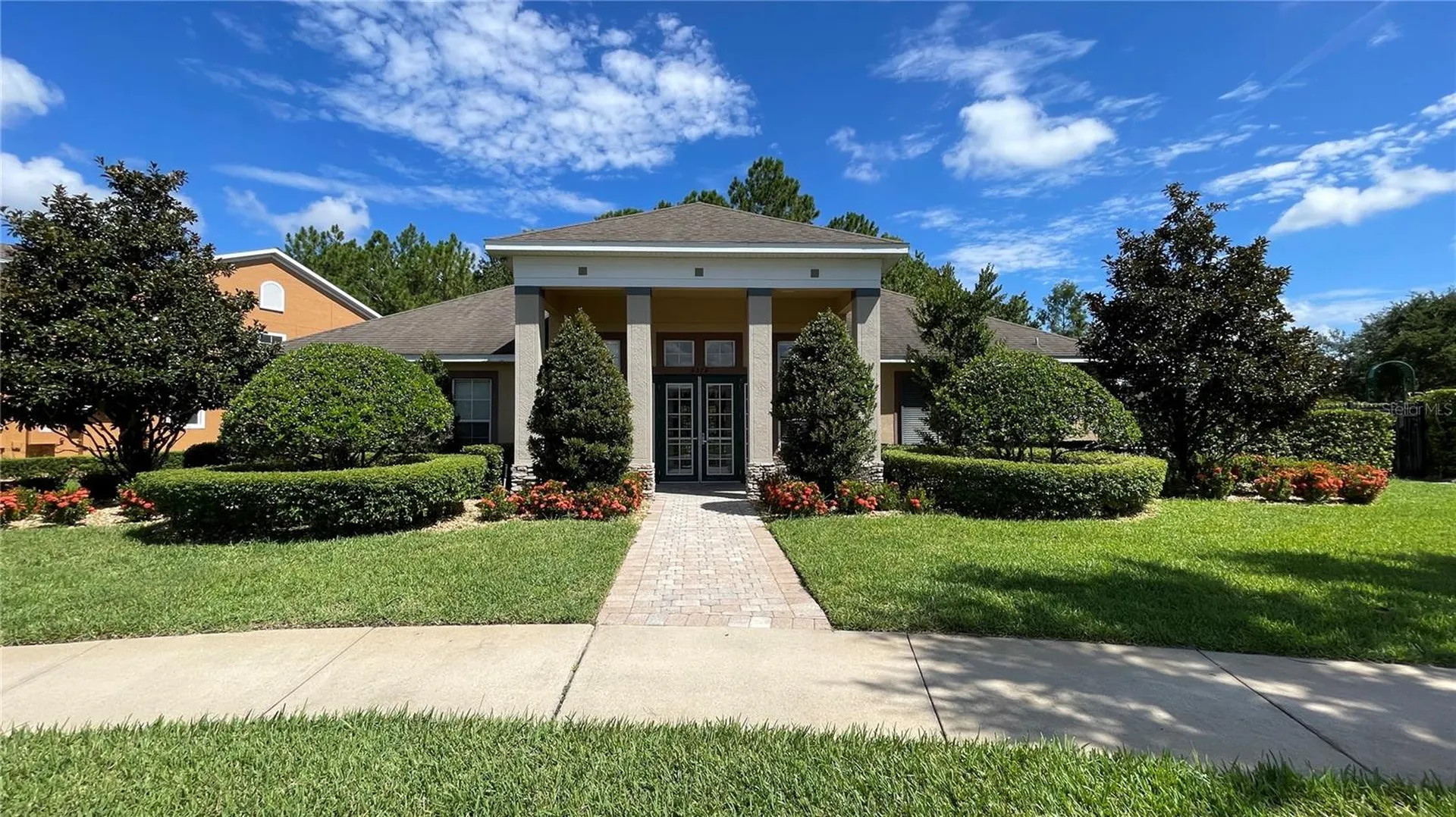 9484 Strongbark Lane Orlando FL 32832