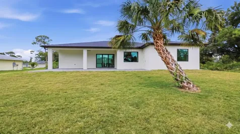 3638 Lubec Avenue North Port FL 34287