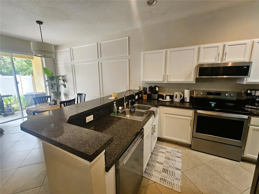 8148 Stone Leaf Lane Tampa FL 33647