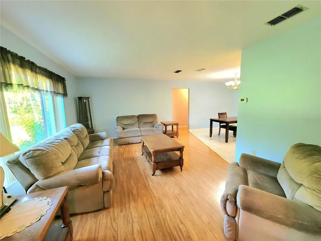19725 SW Beach Boulevard Dunnellon FL 34431