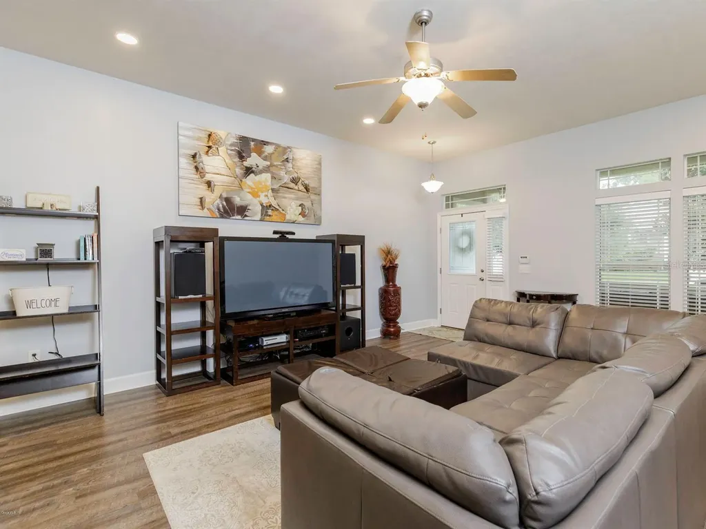 9047 SW 76th Avenue Gainesville FL 32608