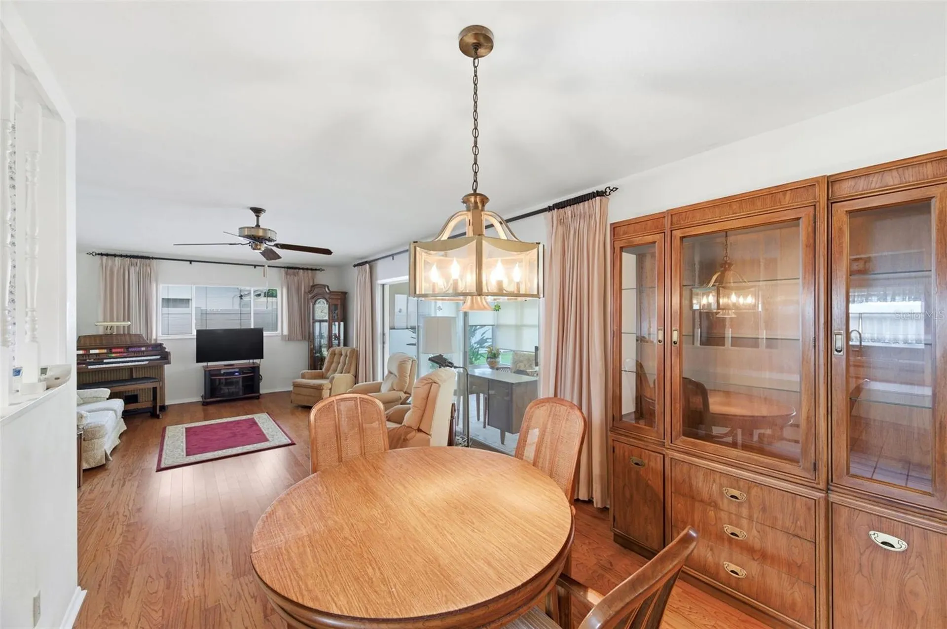 8566 108th Way Seminole FL 33772