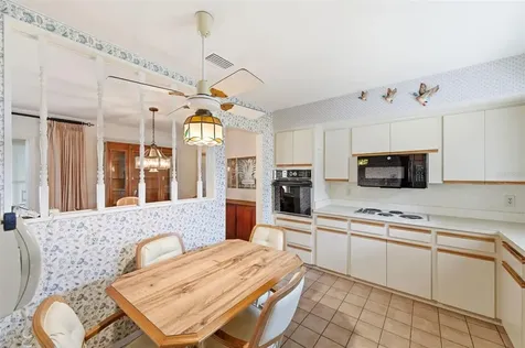 8566 108th Way Seminole FL 33772