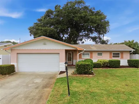 8566 108th Way Seminole FL 33772