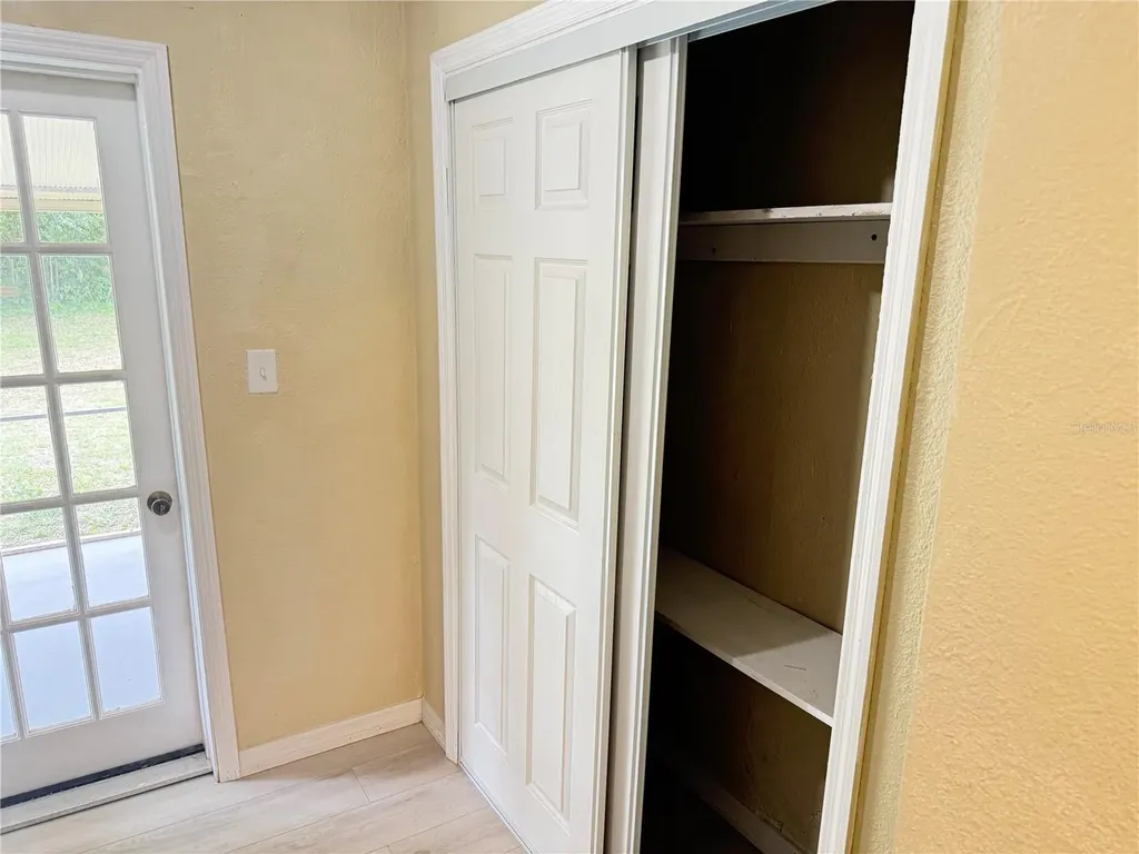 13917 3rd Street Dade City FL 33525