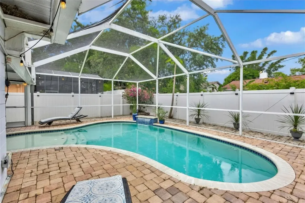 3437 35th Street N St Petersburg FL 33713