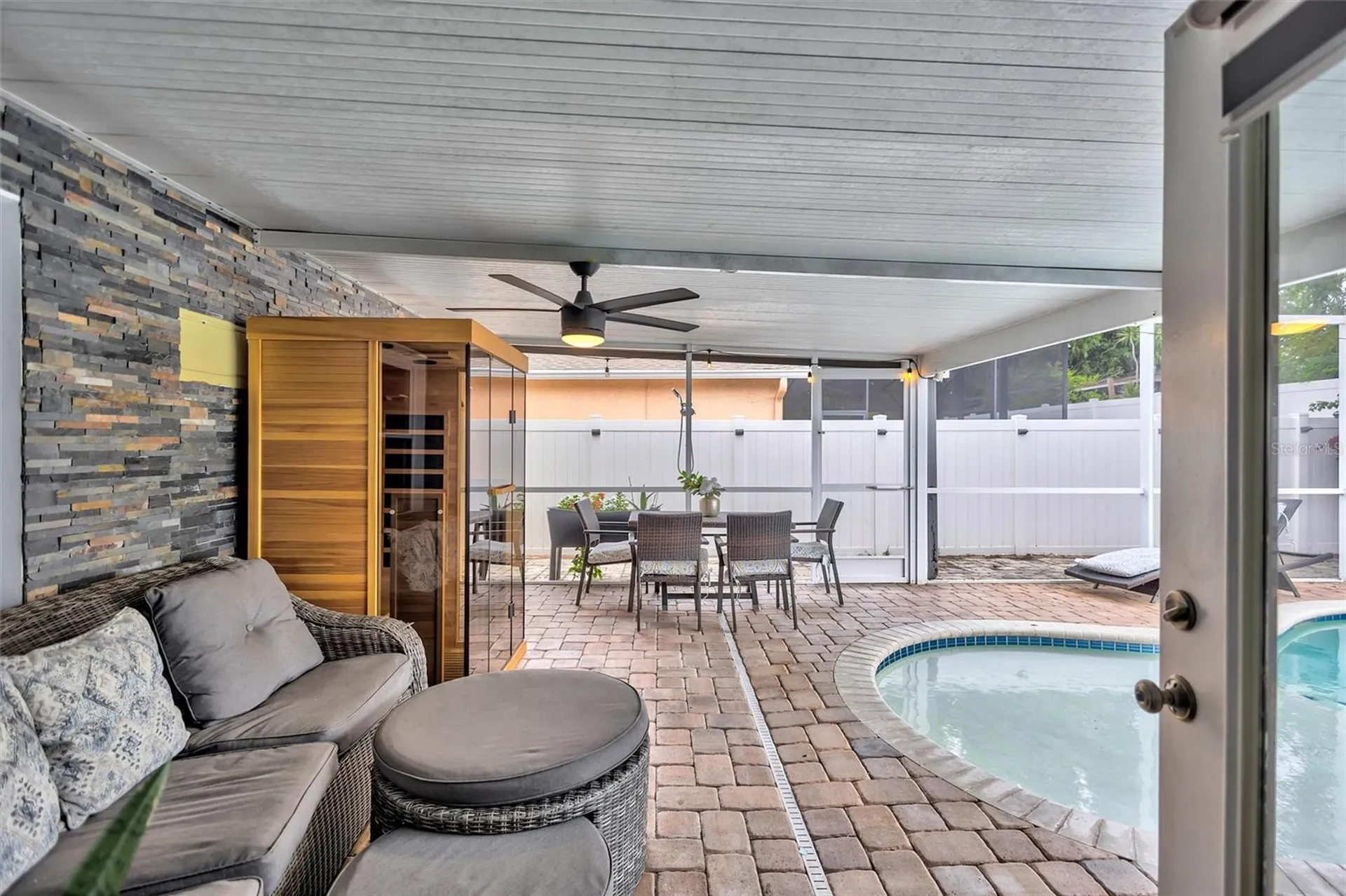 3437 35th Street N St Petersburg FL 33713