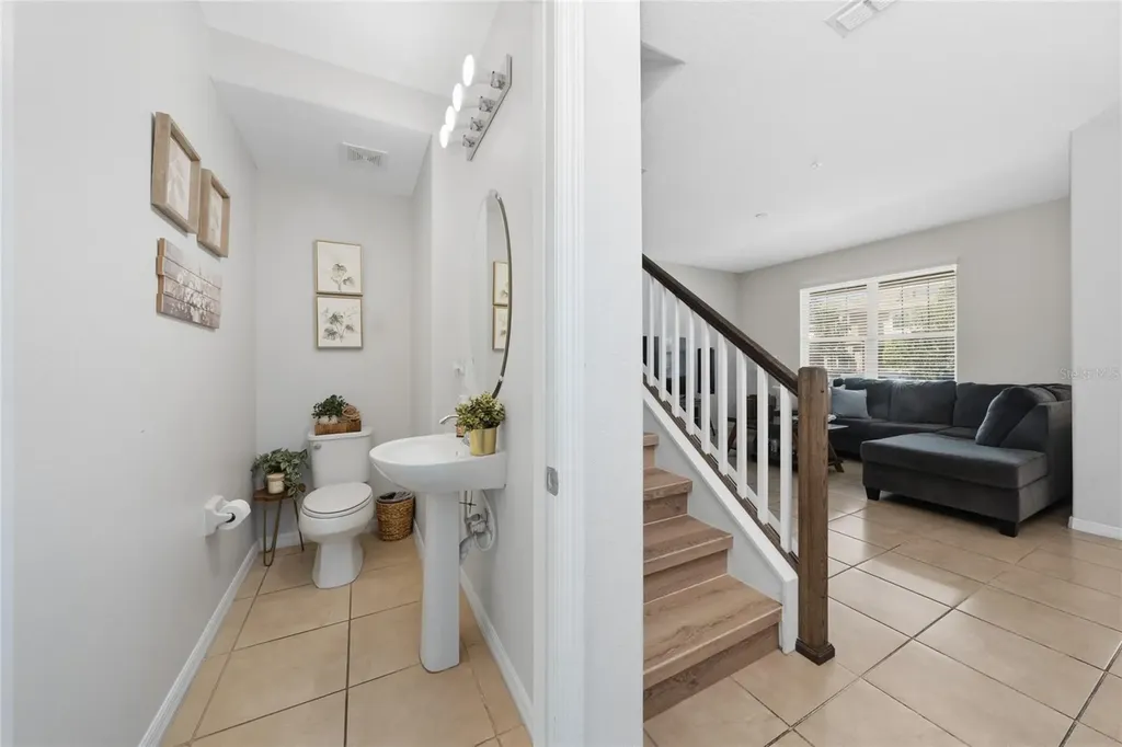 8515 Vedder Lane Orlando FL 32832