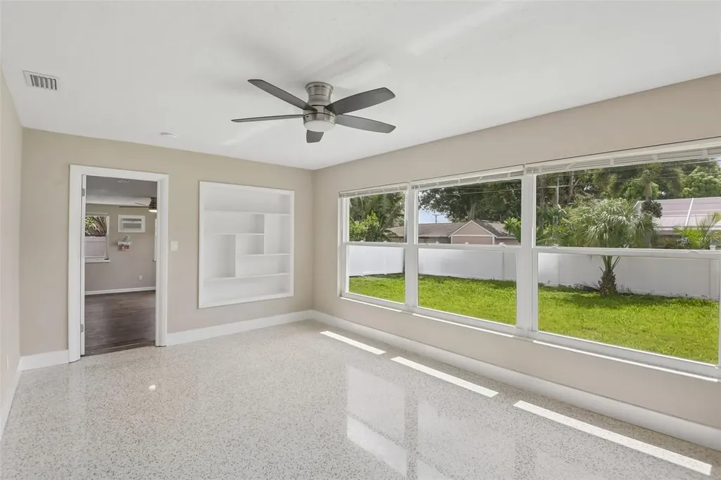 563 Eastview Road Largo FL 33770