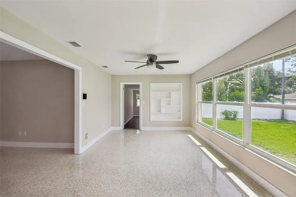 563 Eastview Road Largo FL 33770