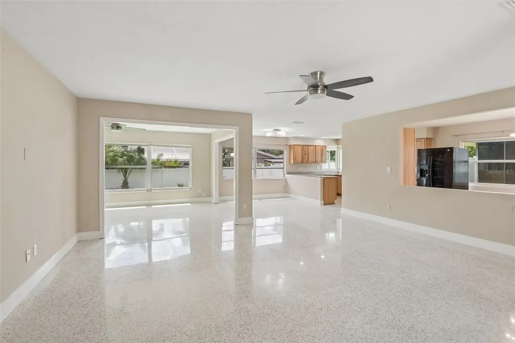 563 Eastview Road Largo FL 33770