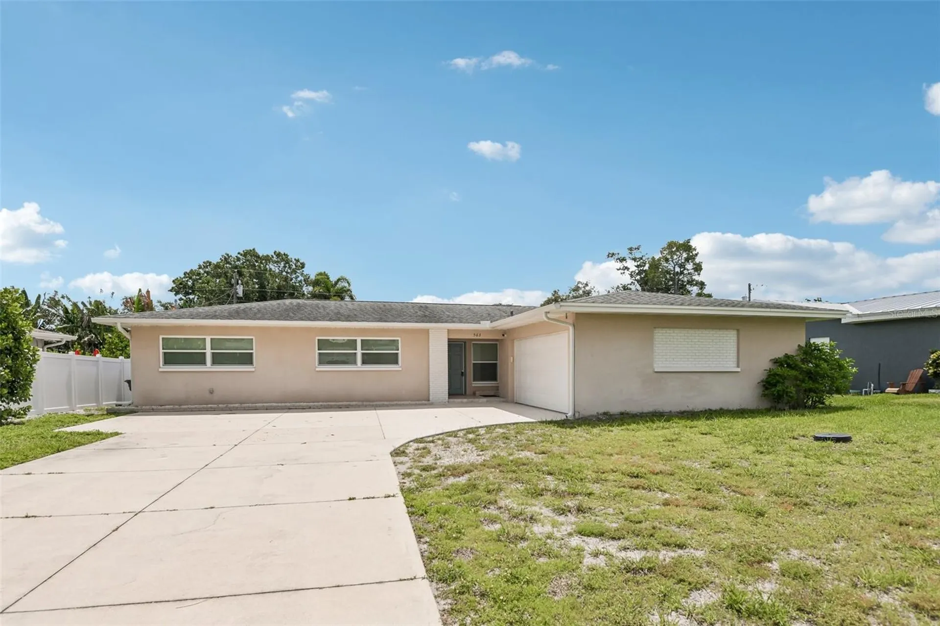 563 Eastview Road Largo FL 33770