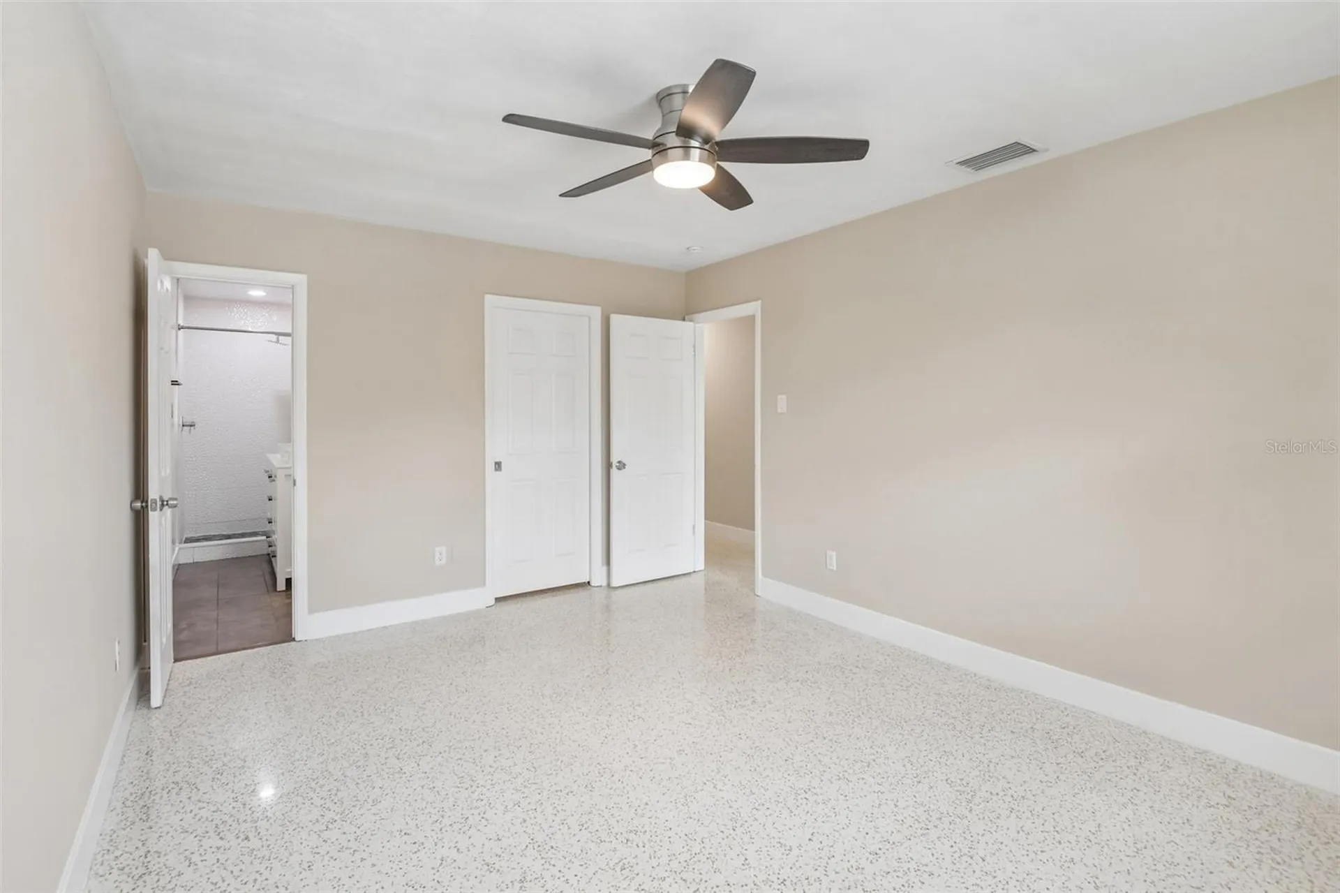 563 Eastview Road Largo FL 33770