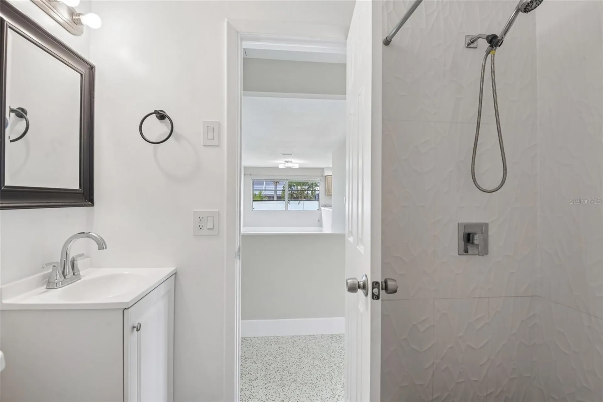 563 Eastview Road Largo FL 33770