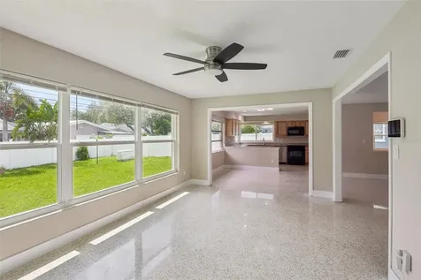 563 Eastview Road Largo FL 33770
