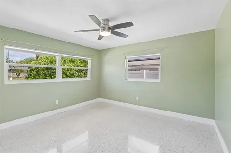 563 Eastview Road Largo FL 33770