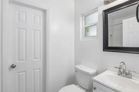 563 Eastview Road Largo FL 33770