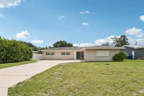 563 Eastview Road Largo FL 33770