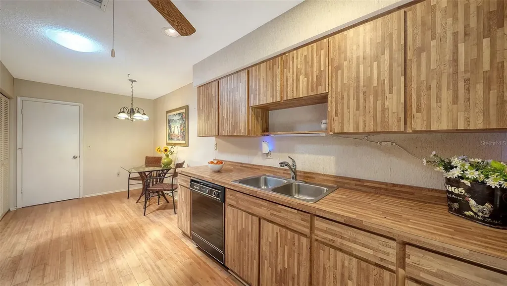 4652 Oak Hollow Drive Sarasota FL 34241