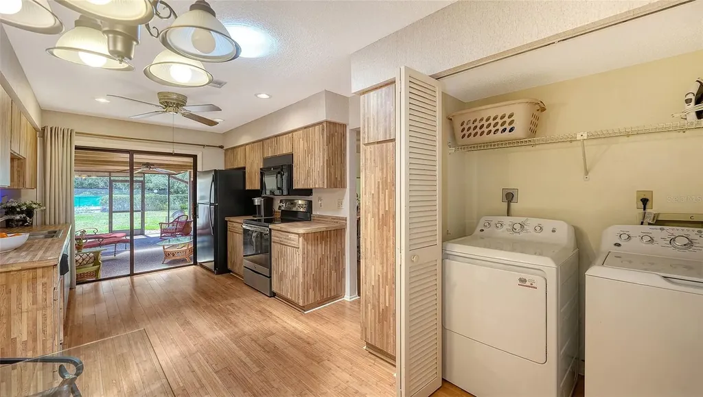 4652 Oak Hollow Drive Sarasota FL 34241