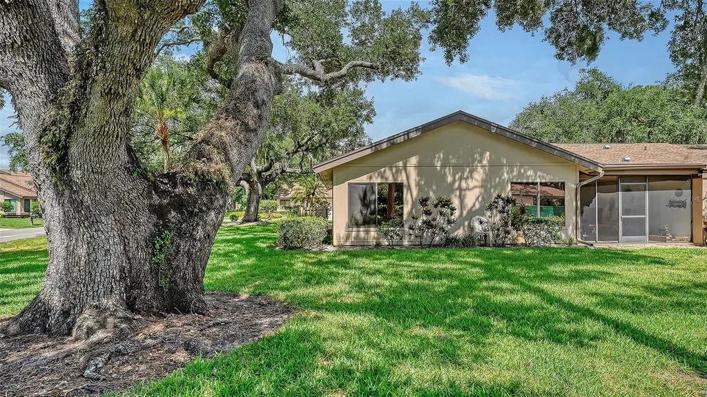 4652 Oak Hollow Drive Sarasota FL 34241