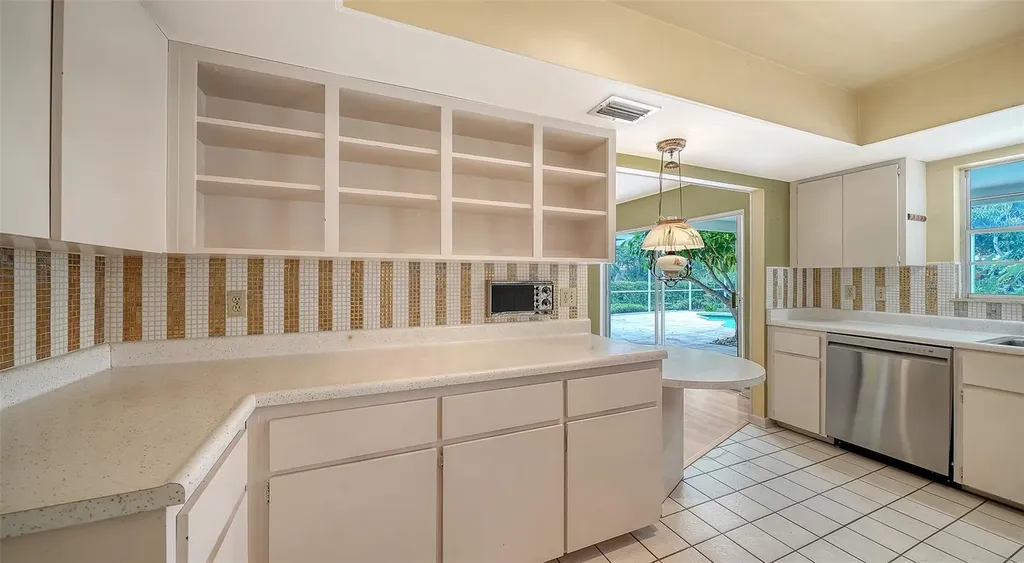 621 Alhambra Road Venice FL 34285